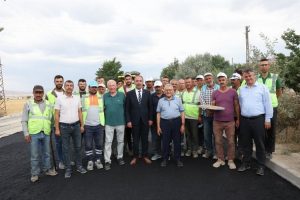 Kayseri Büyükşehir’den Tomarza’ya asfalt yatırımı