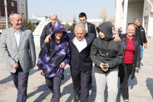 Kayseri’de depremzede öğrenciye ücretsiz ulaşım