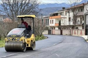 İnegöl’de Çeltikçide bağlantı yolu asfaltla kaplandı