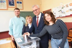 Edirne Keşan’da başkan adayları oylarını kullandı